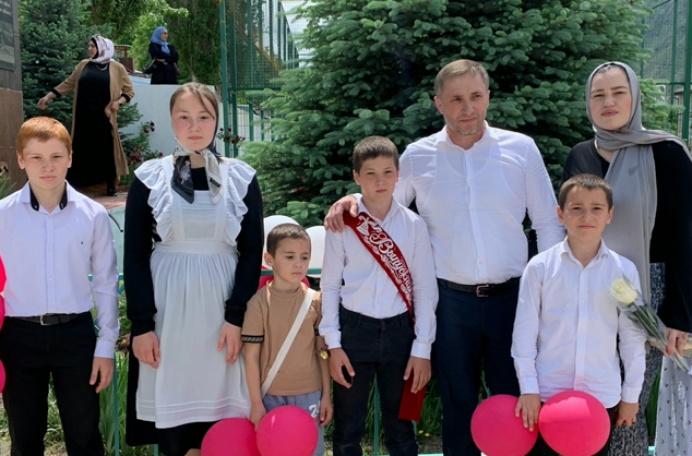 Многодетная семья Магомедовых из Гергебильского района является ярким примером гармонии, любви и взаимопонимания